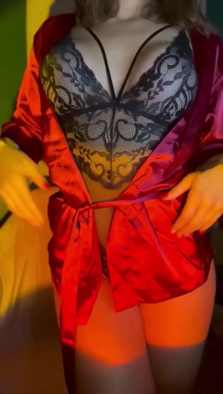 Welcome Home Honey! PAWG Teen's Lacy Lingerie Striptease 🍑🔥