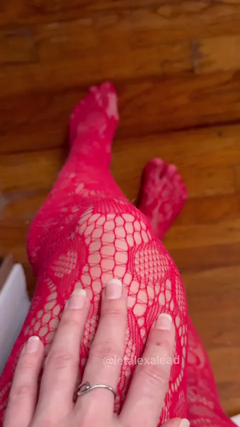 Katelyn's Red Lace Tease: Slutty Curves Begging for Your OnlyFans Sub