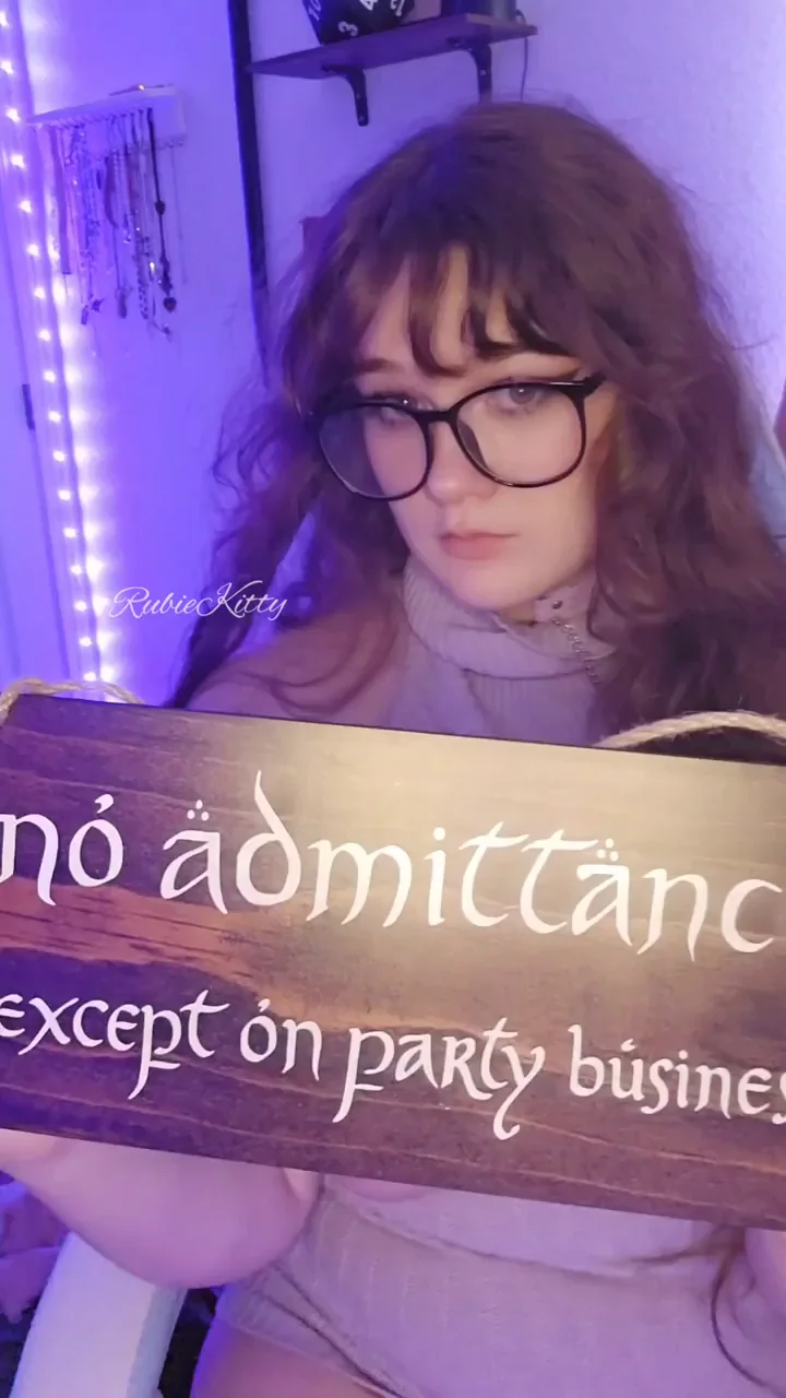 [F] You know what I mean when I say party buisness ... right?😁‰