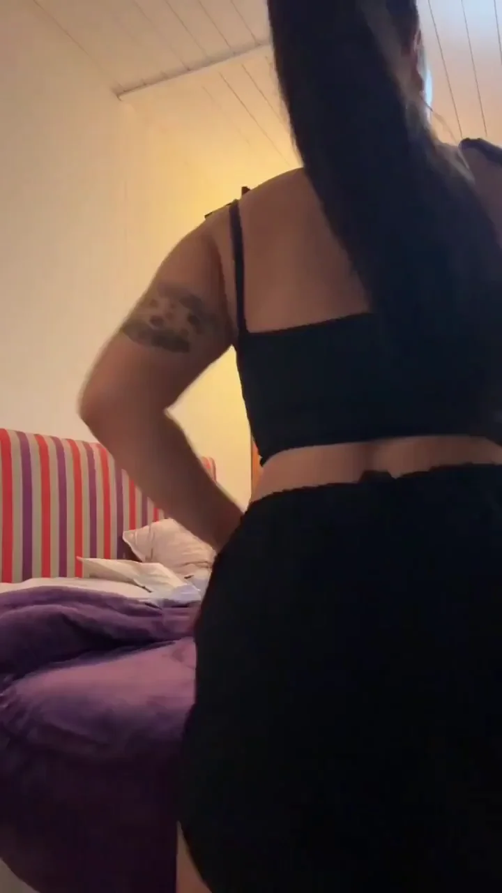 Your opinion on my peachy butt