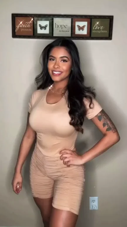 Thick Ebony Bombshell Jiggles Her Massive Assets in Tight Beige