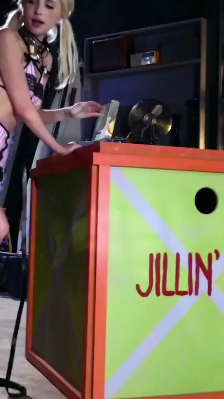 Petite Slut Jilllin' Cock Worships Big Dick 😈🍆💦