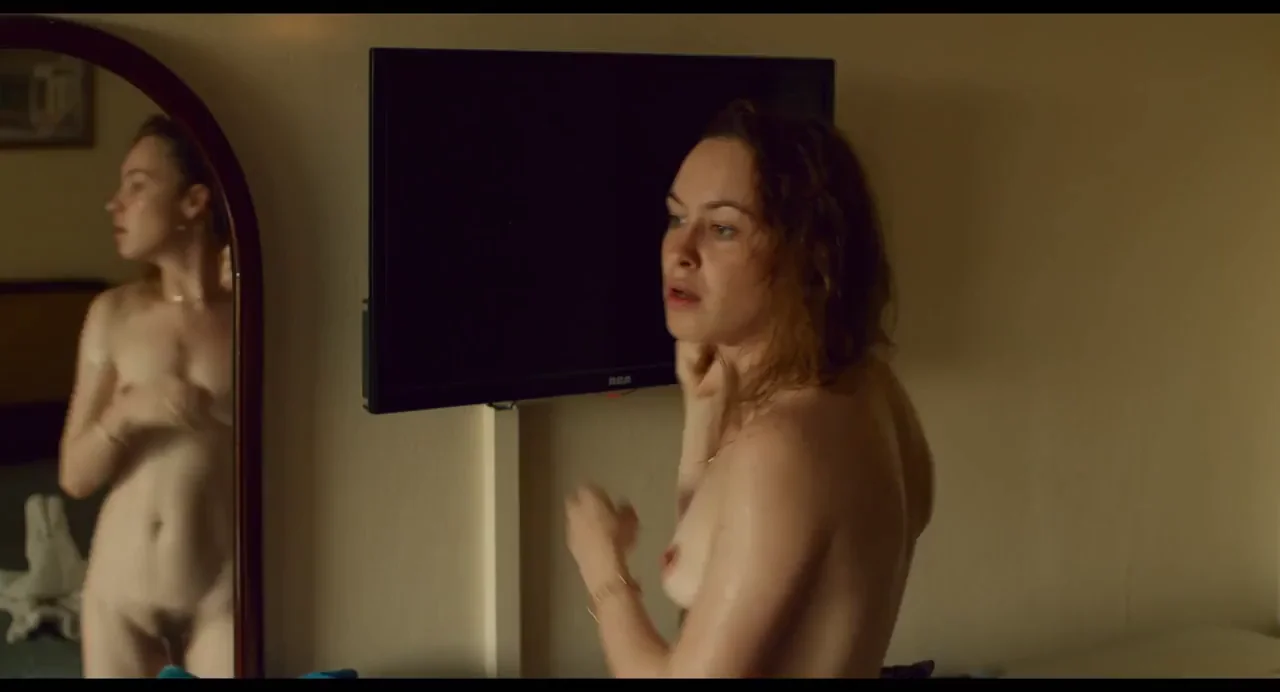 Victoria Schulz Nude Beach Vibes: Mirror Tease & Balcony Flash 🔥🏖️