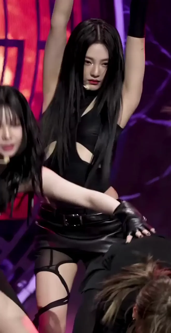 NingNing's Slutty K-Pop Thigh-High Tease - aespa Fap Fuel