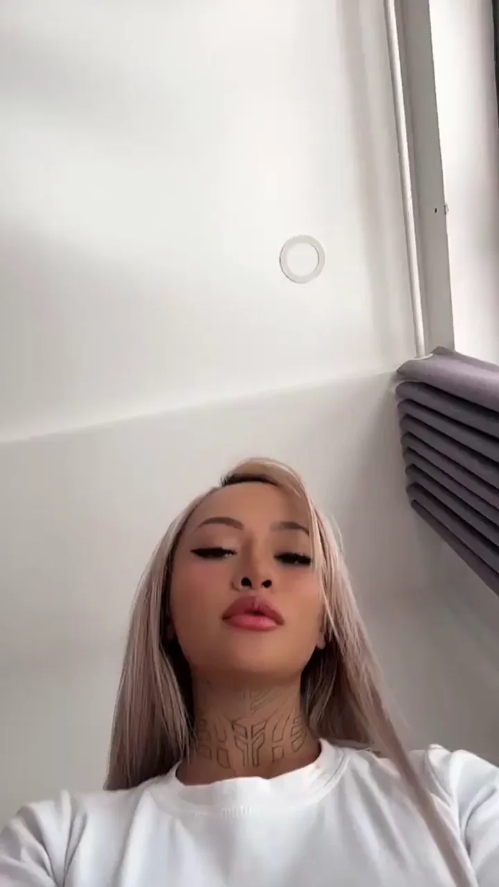 Hope I can apply for the position of your new gf
