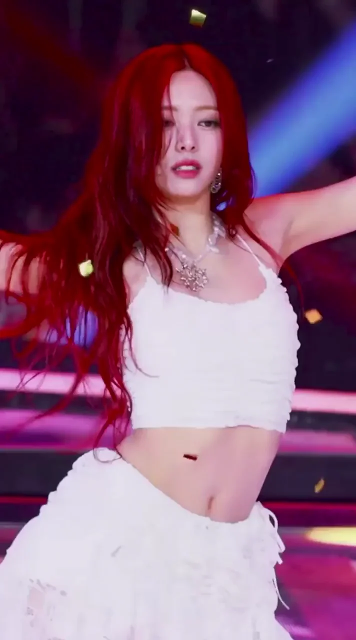 ITZY - Yuna