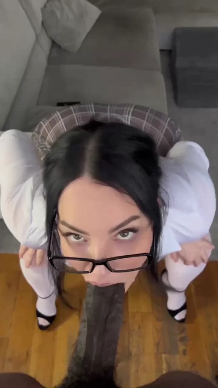 Surrender to Lillianette's Slutty Secretary BBC Suck 😈🍆💦