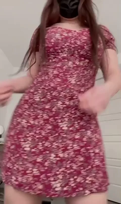 Curvy Korean girl in sundress could be sexy too..ðŸ¥°