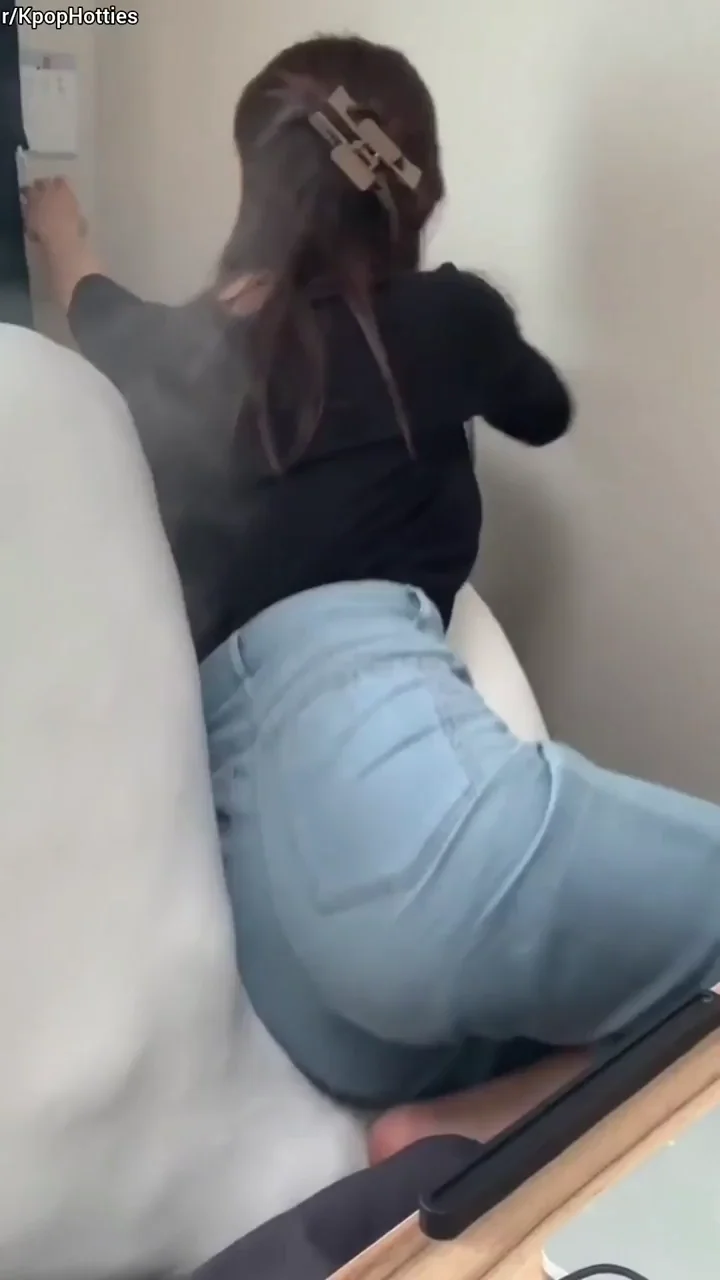 Kim Sejeong - Butt/Thighs Compilation