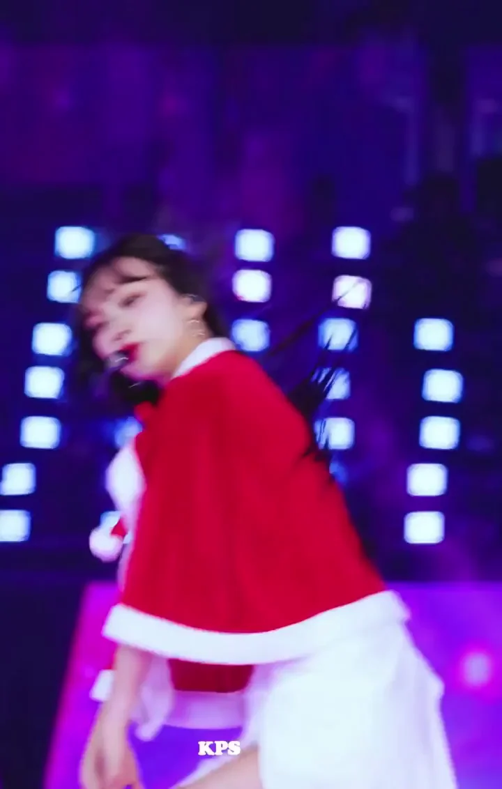 LE SSERAFIM - Chaewon