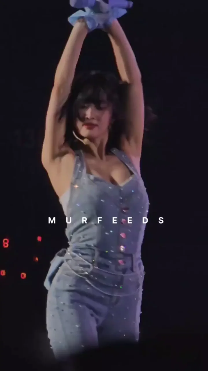 TWICE - Momo