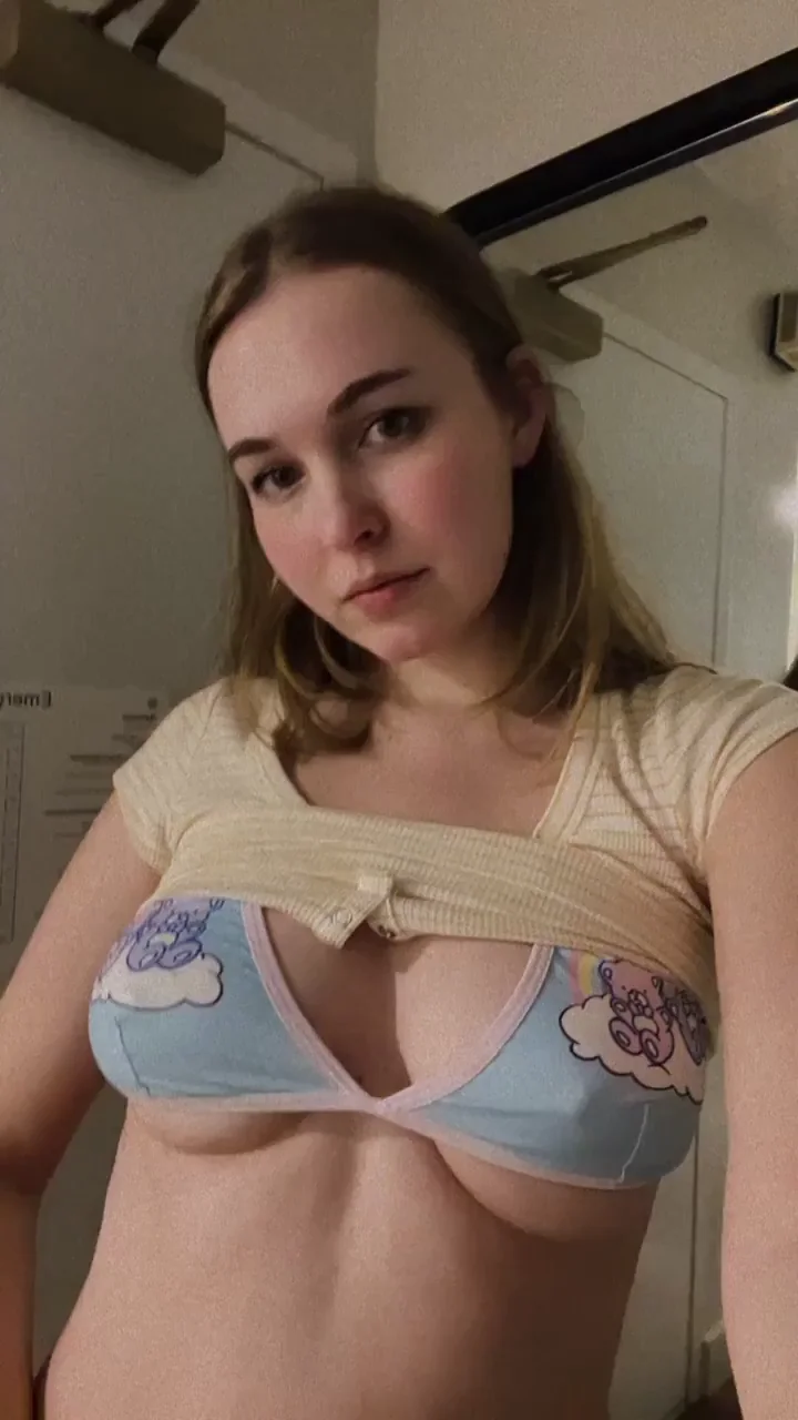 Who's Next to Creampie This Cute Blonde Teen Slut? 💦🍆