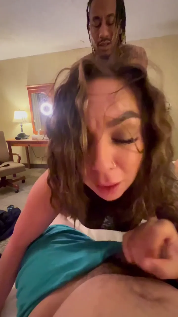 🍆🔥 MFM Hotwife Spitroasted by BBC Like a Total Slut in Front of Hubby 👅💦