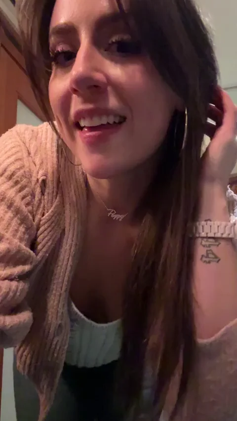 Public Bathroom Creampie Craving Slut 😈💦🧼