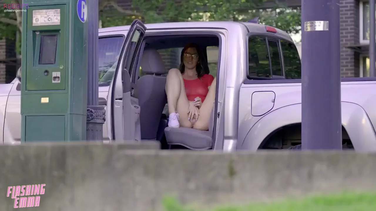 Busted: Slut Caught Fingering Her Dripping Pussy in Car Backseat