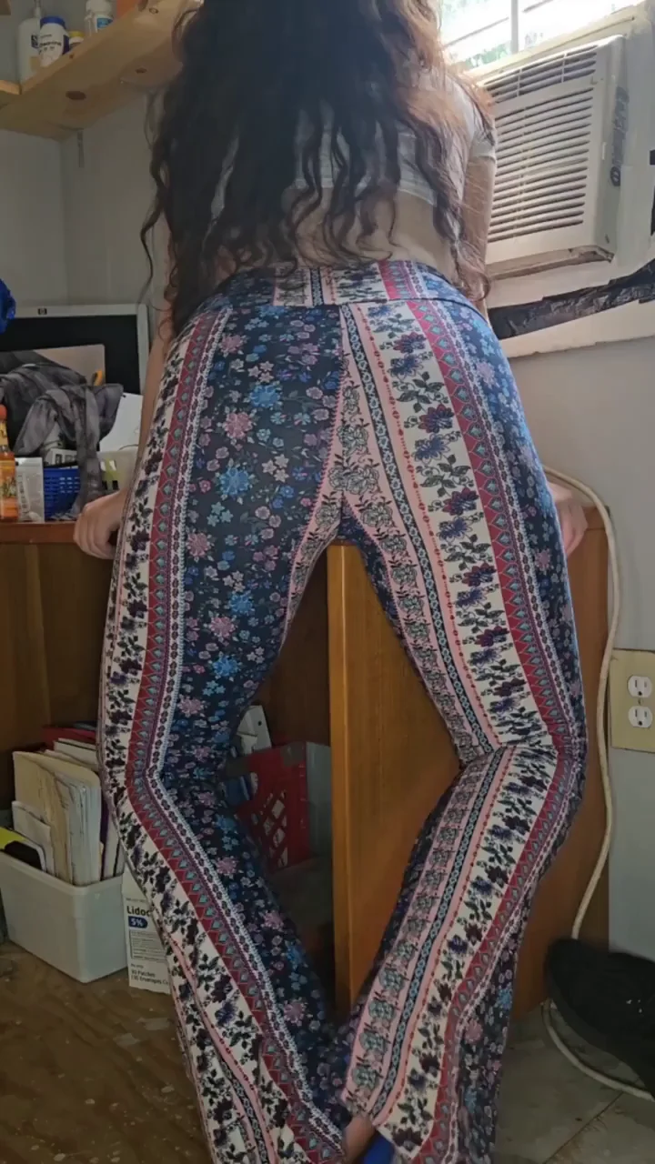 Reached a new level of orgasm yesterday, involuntary shaking. Happy humpday