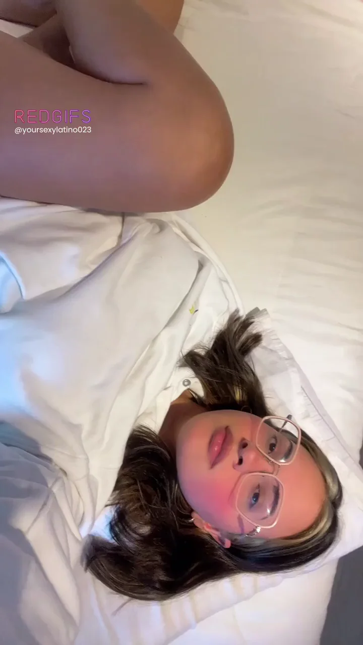 19yo Latina College Slut Teases Her Juicy Pussy 😈🔥