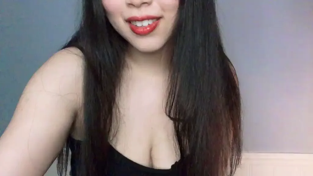 Showing my ex what he's missing out ?