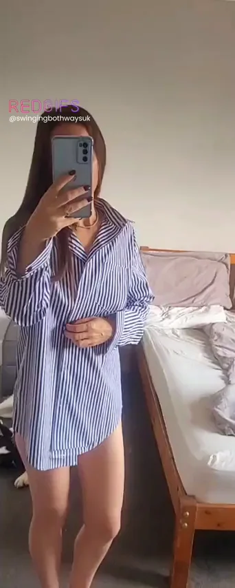 Stripey Shirt Tease from This Hot 38F MILF 😏🔥
