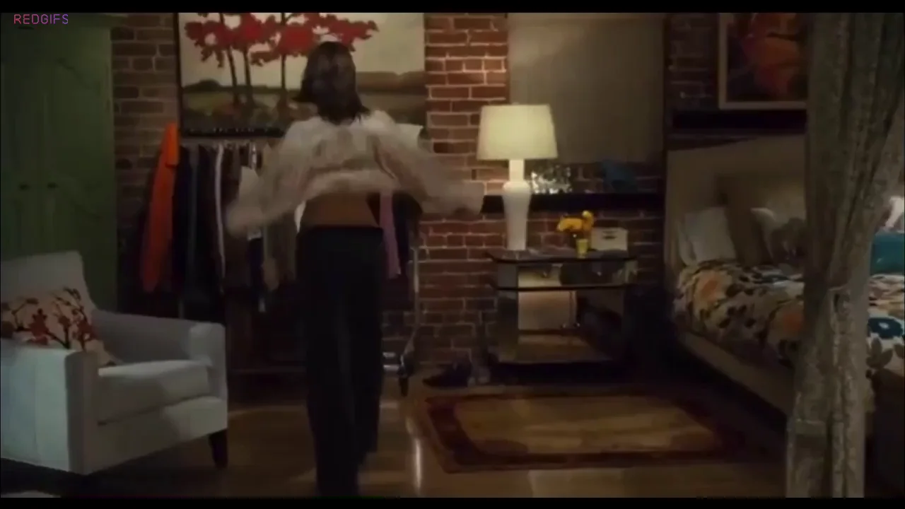 Jessica Biel's Slutty Fitting Room Tease in Chuck & Larry (2007)