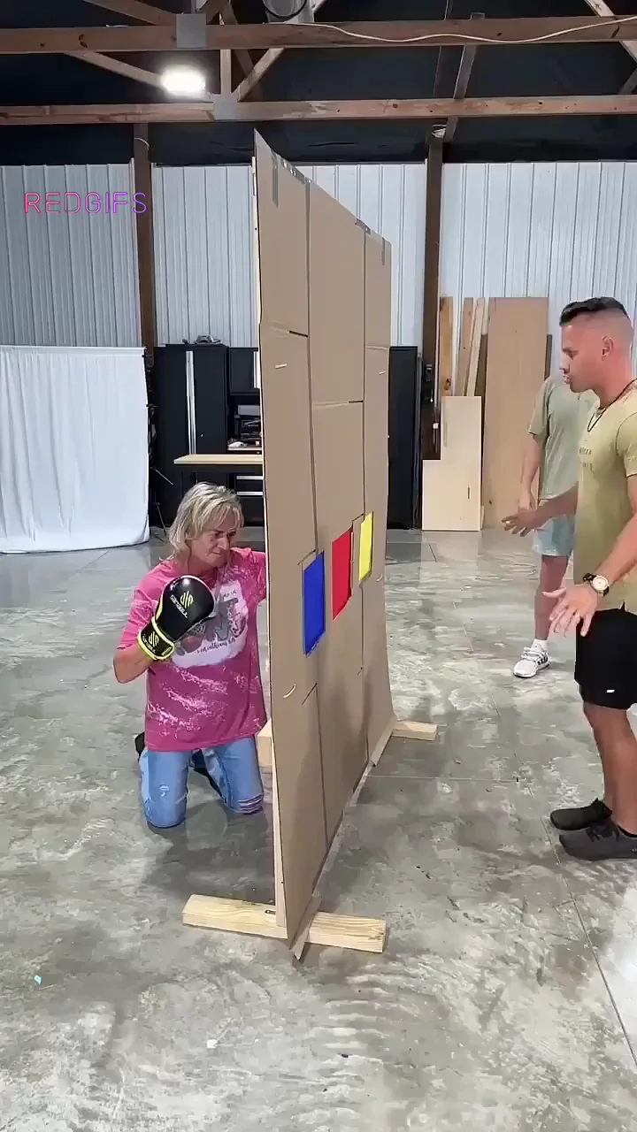 Granny's Gory Glory Hole Fail: Paint Splatter Slaughterhouse