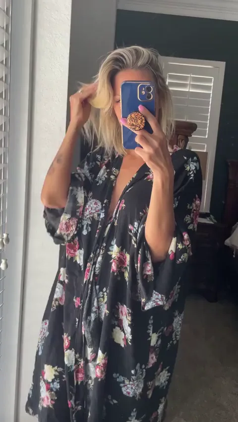 Tummy Kisses Make This Slut Cum Hard! 😩💦 [GIF]