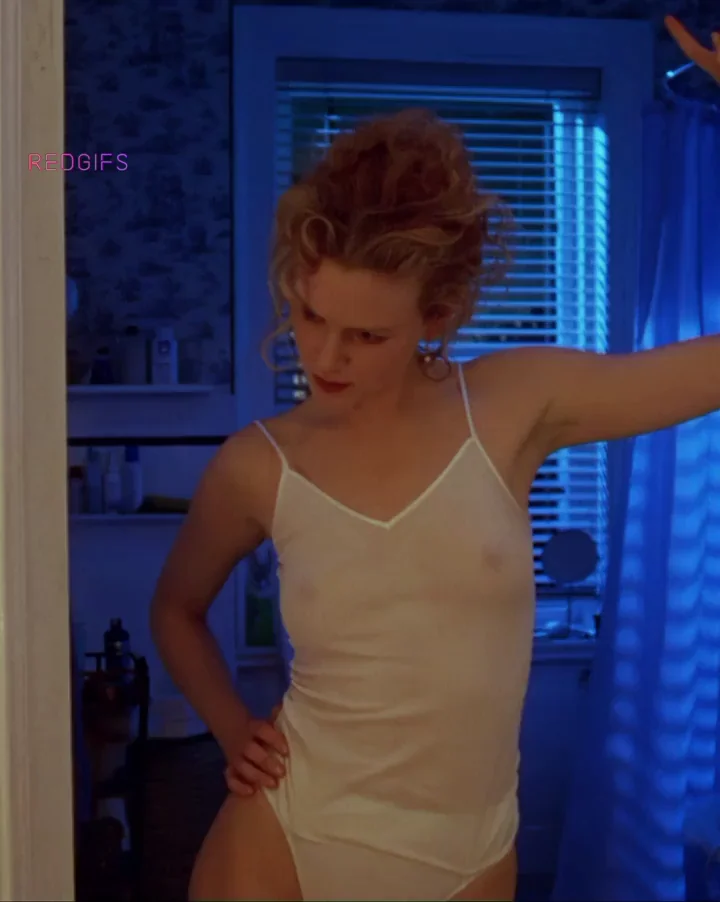 Nicole Kidman's 90s plot in 'Eyes Wide Shut' (60fps)