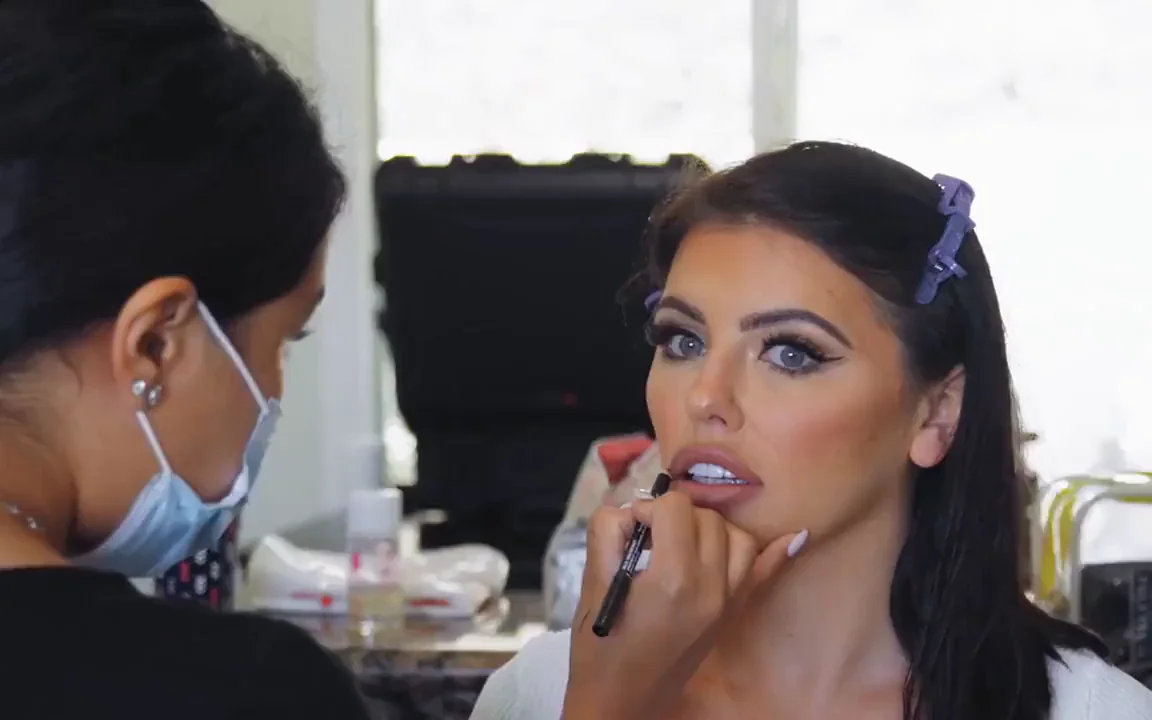 Adriana behind the scenes