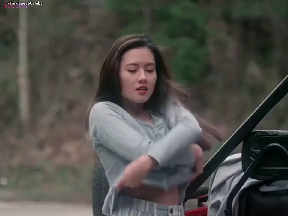 🔥 Loletta Lee’s Steamy Car Tease in Crazy Love Pt. 4 😈