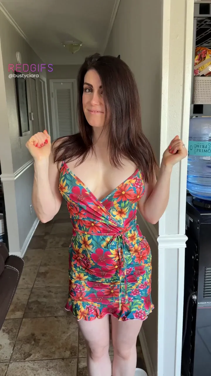 Bouncing My Massive Pale Tits in a Tiny Floral Dress! 💕🍈🍈