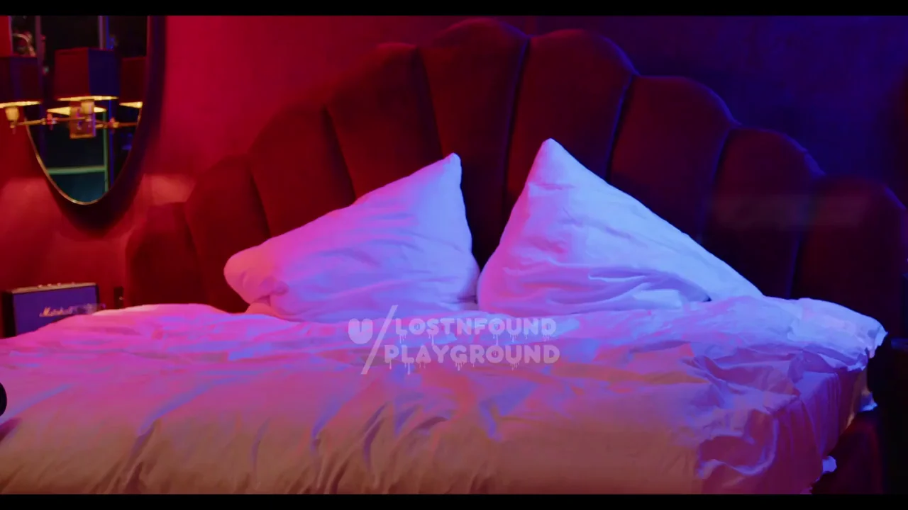 Hotel Vibes Got Me Dripping Wet & Horny AF 😈🛏️💦