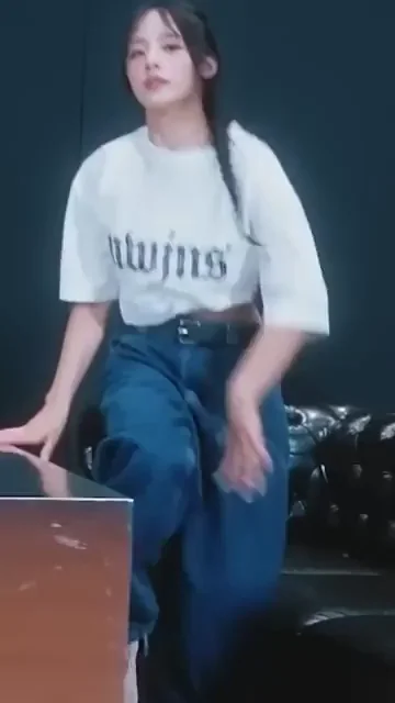 NewJeans - Minji