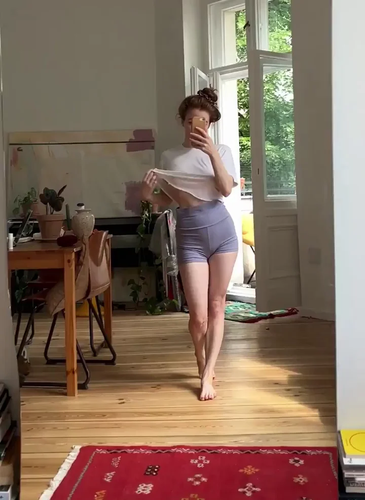 are you into 31yr old 5ft natural redheads? :)