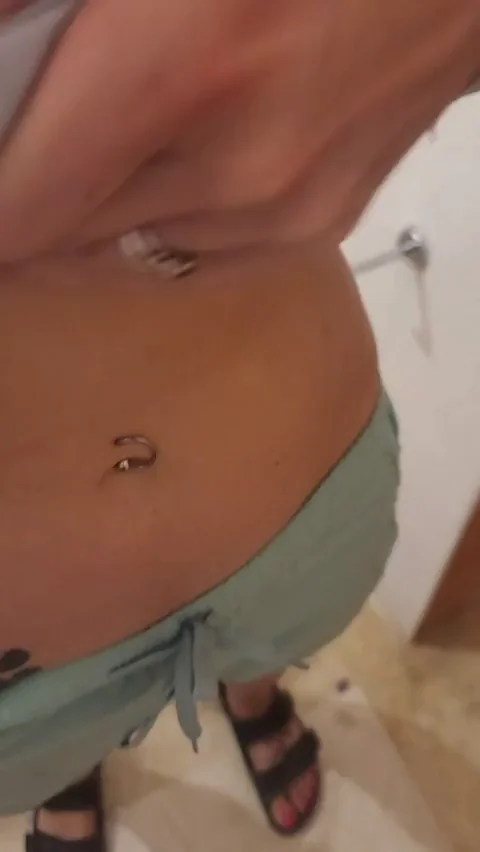 You are invited in, comments on my pussy welcome.