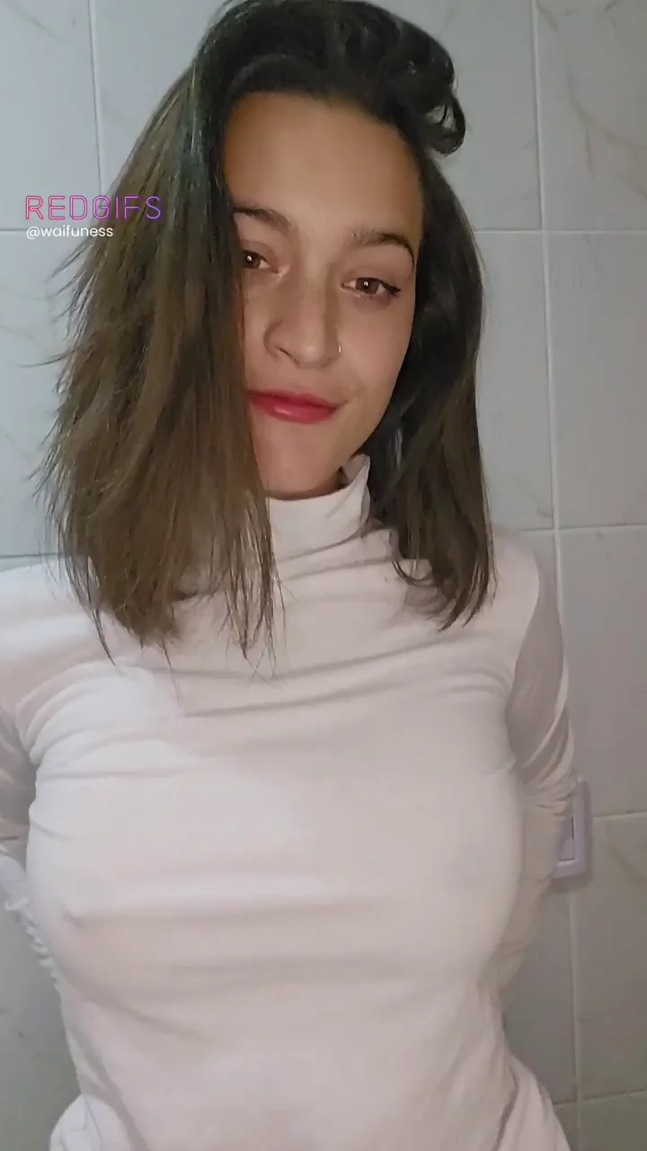 Titty Drop Tease: What Would You Say If I Dropped These Jugs? 😍🍈🍈