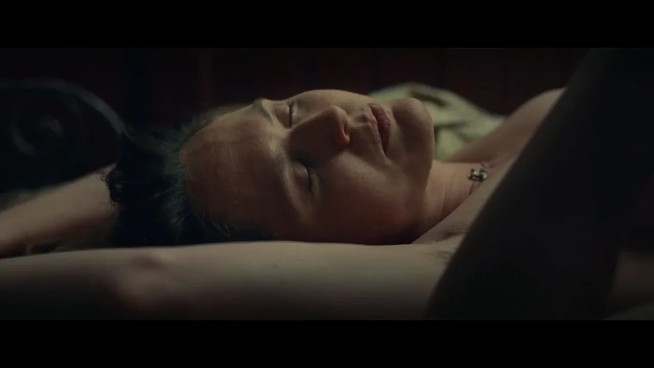 Emily Cox's Juicy Nude Tits in Alma & Oskar 🔥🍈🍈