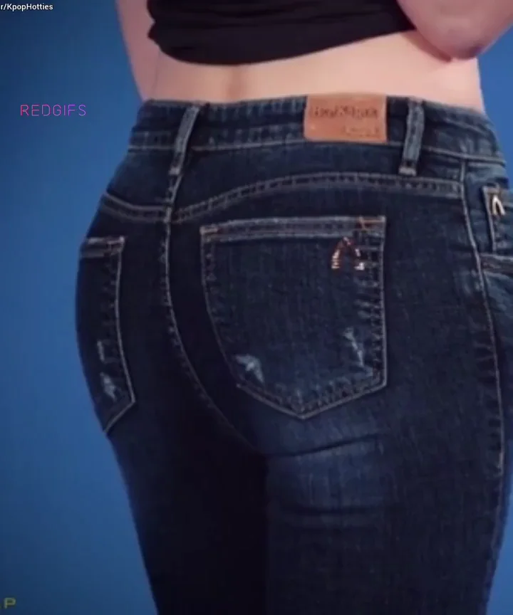 Kwon Nara & Lime Tease in Tight Jeans and Skimpy Outfits
