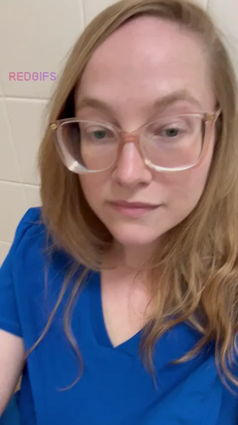 🔥 Nurse Slut Puts in Extra Hours Vibing Her Wet Pussy 💦
