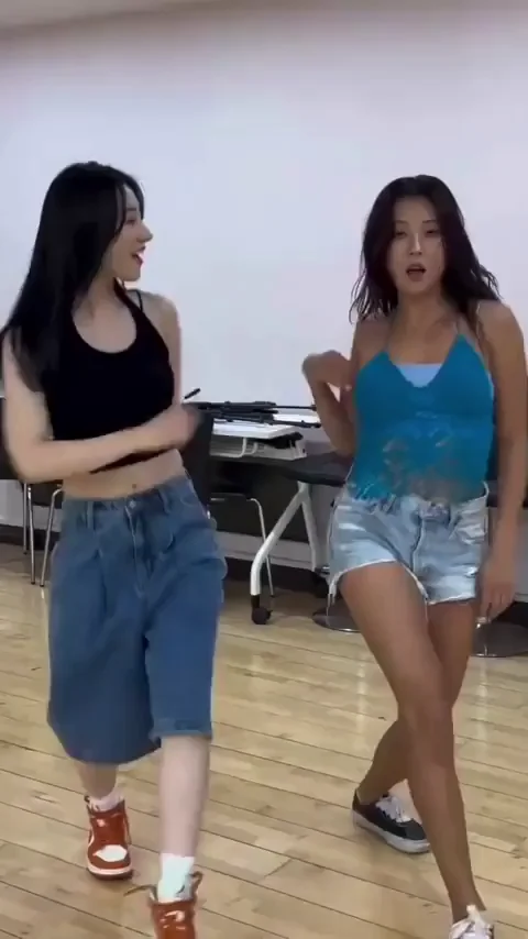 Dreamcatcher - Sua & ex-CLC - Seungyeon