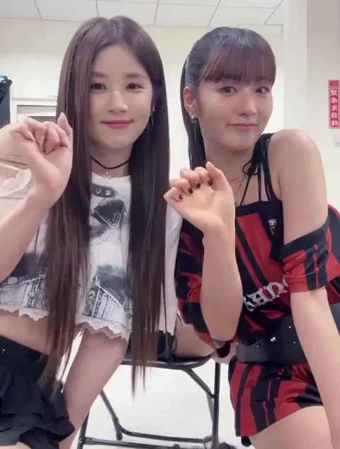 (APINK) EUNJI ft. BOMI, CHORONG, and HAYOUNG