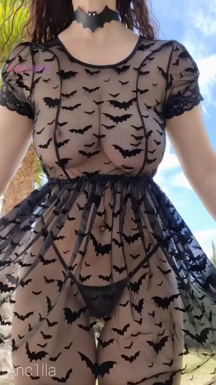 Bat tease 🦇