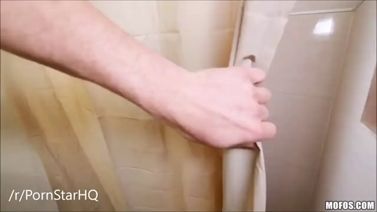 PAWG Shower Tease: Look Who's Talking That Ass Back [OC]