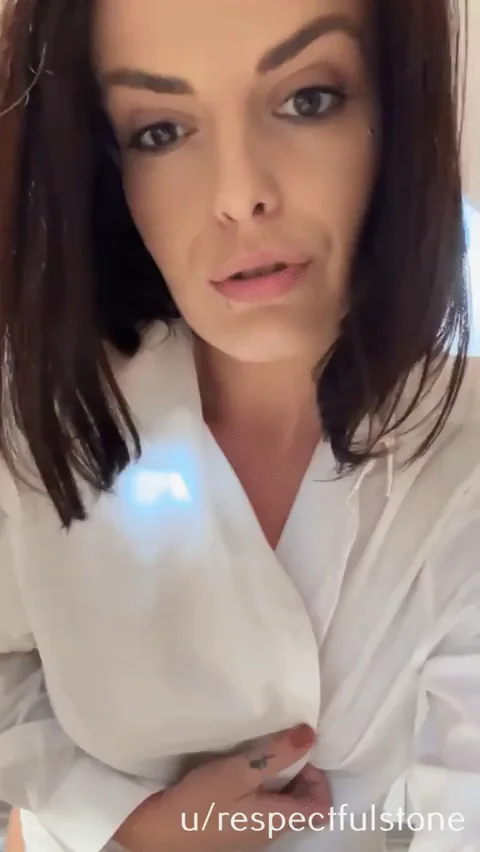 Hubby's Cool with Me Craving Cock Elsewhere... You In? 😈💋