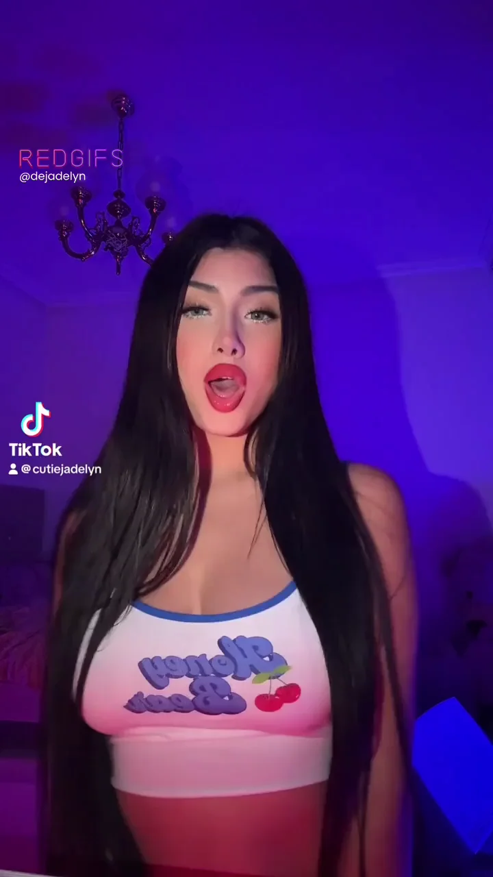i wanna collab with hannahowo