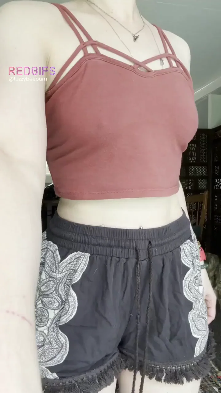 Tiny titty drop and shake for your viewing pleasure