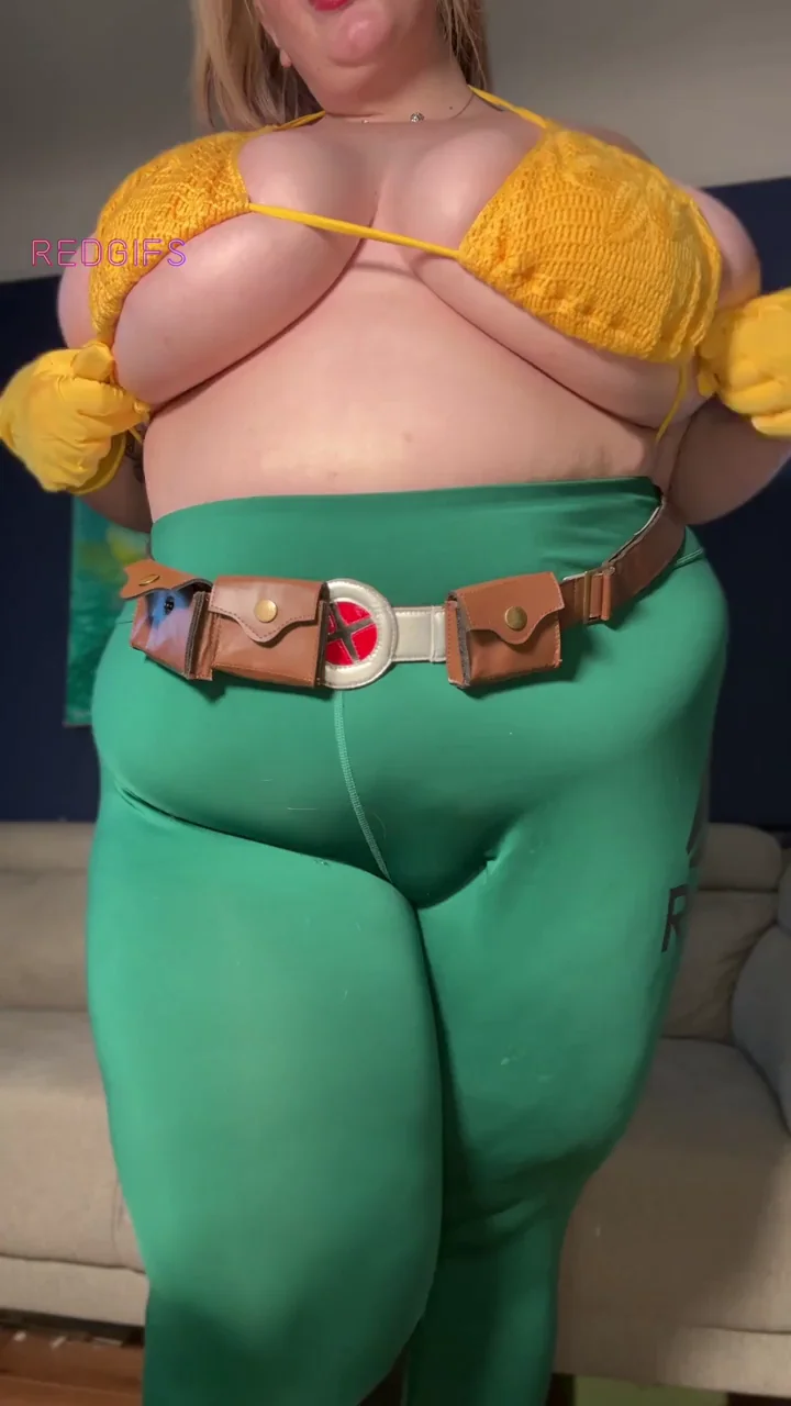 I know what you know what you need - a bbw rogue bouncing and showing off her tits 😌