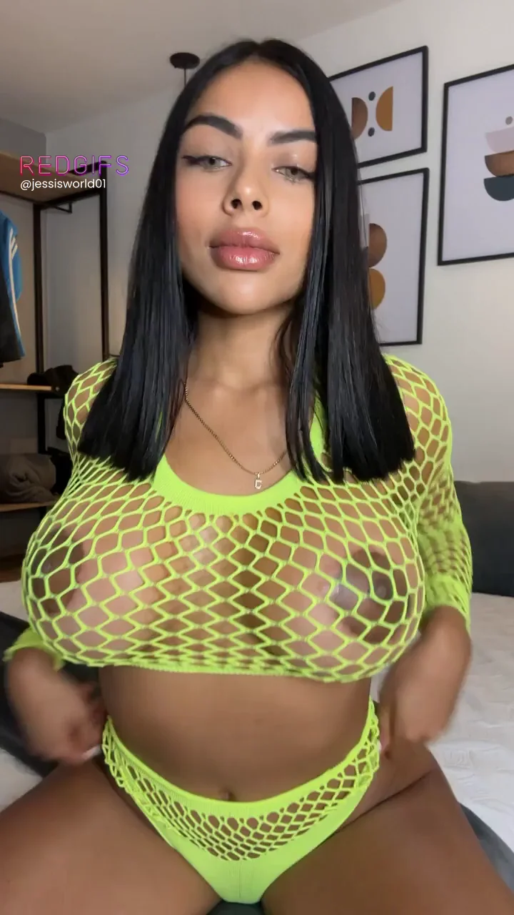 Obedient Latina bimbo