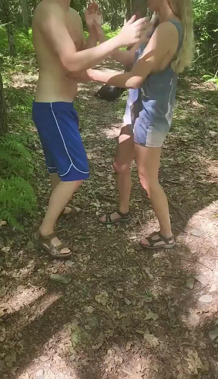 She bullies our BFF 🤏🏼