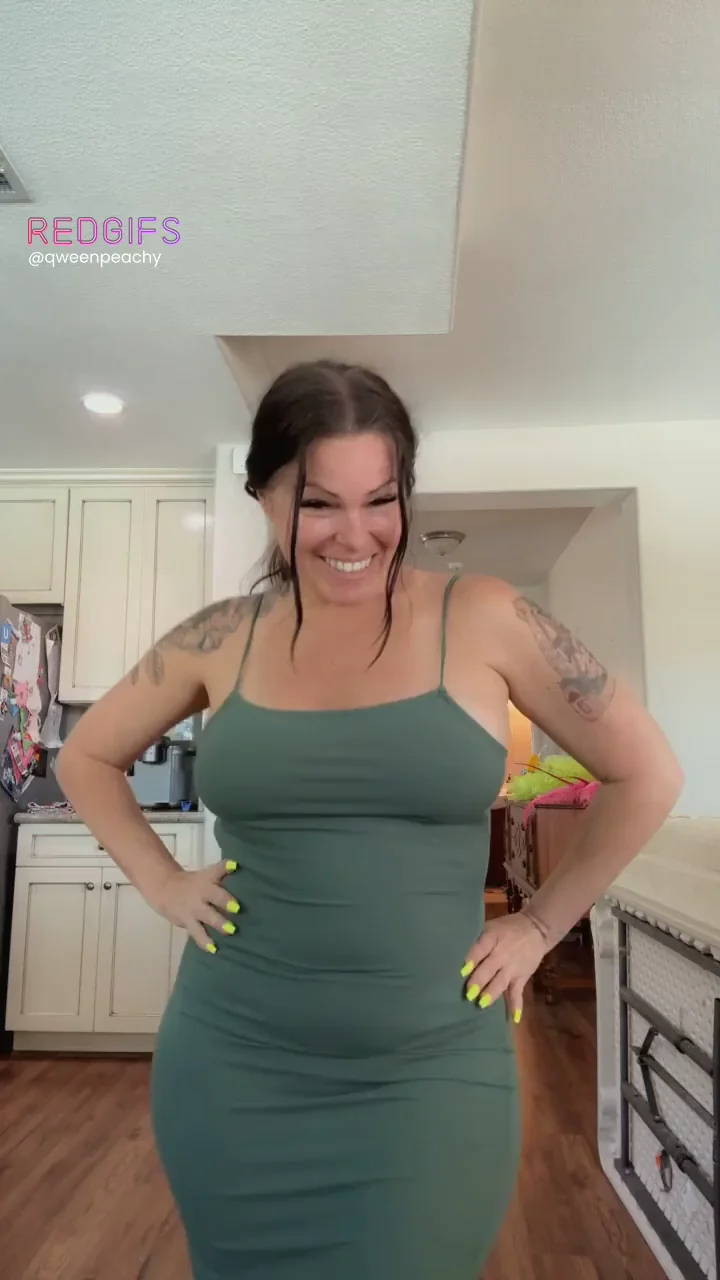 Fake Tits 💦 Real Slutty Grin 😈🔥