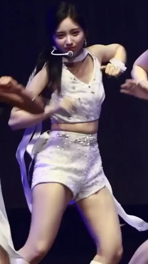 Yeseo, Hikaru, Bahiyyih & Xiaoting Kpop Ass Bounce 🔥🍑